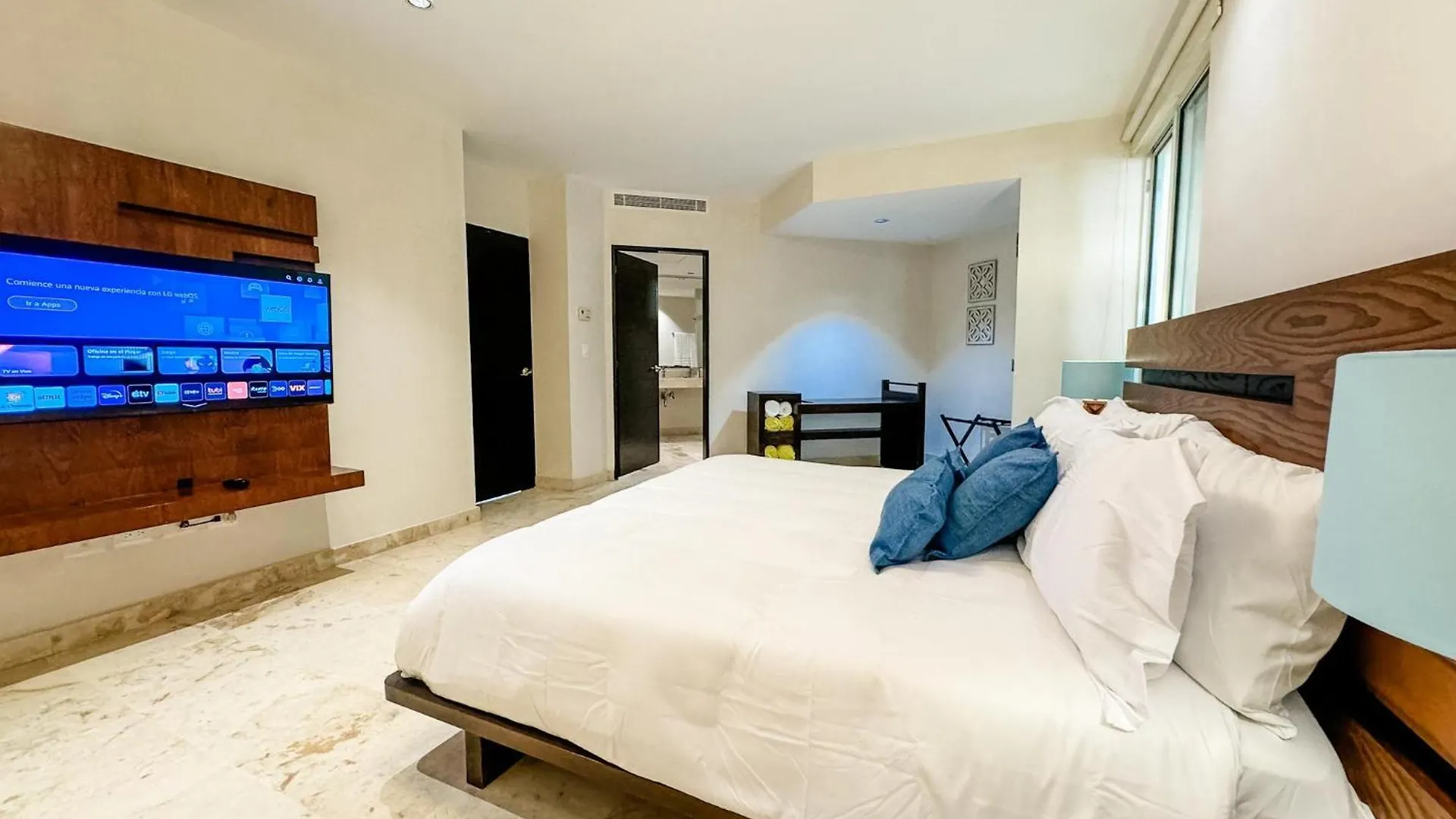 Eg818 Elements Condos 2 Bedroom Playa del Carmen Mexico