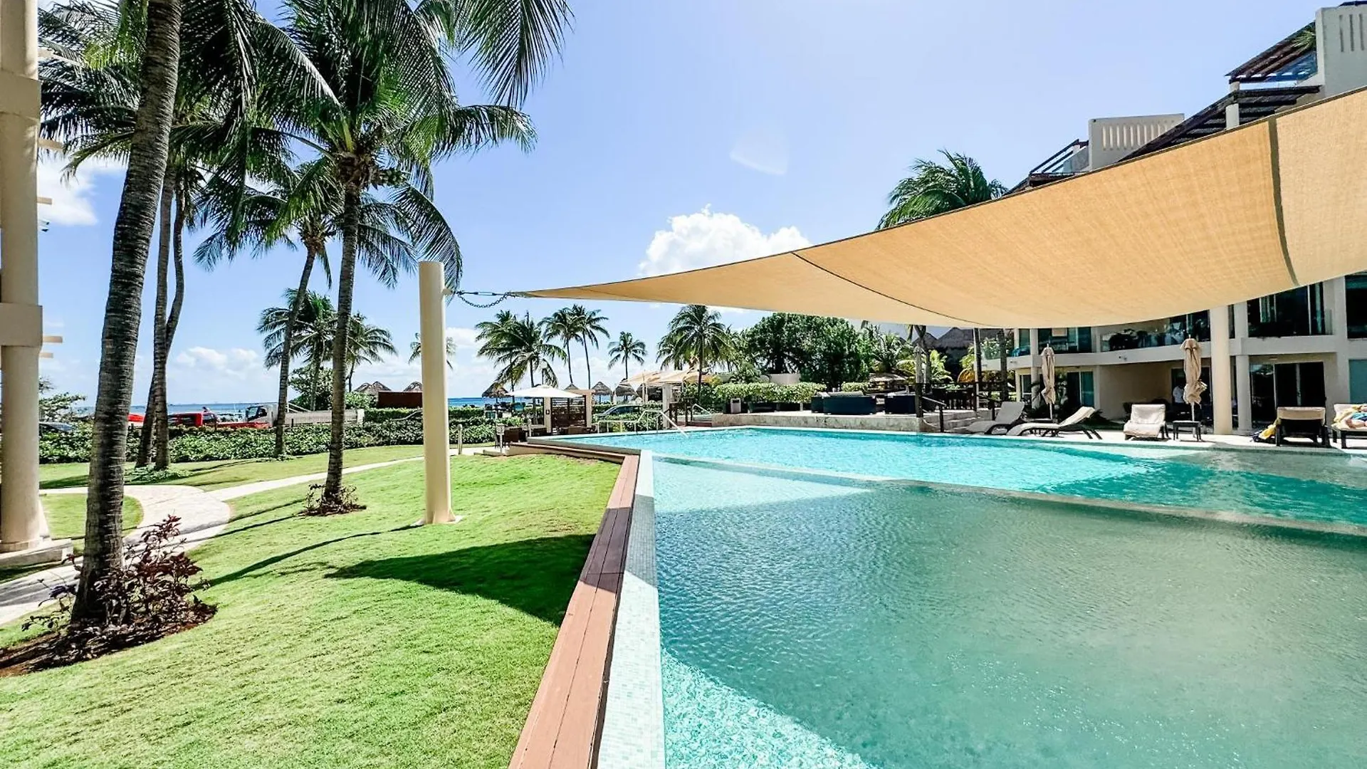 Apartment Eg818 Elements Condos 2 Bedroom Playa del Carmen